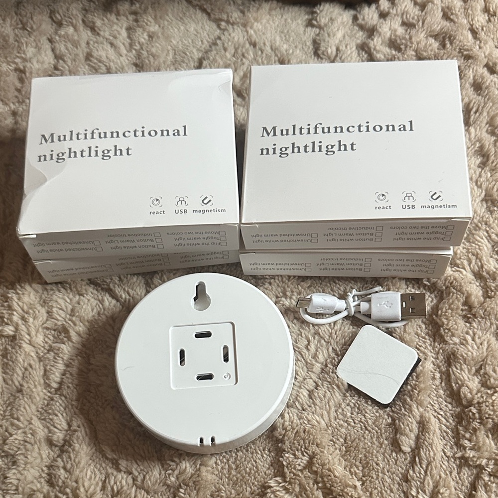 Multifunctional Nightlight - Picture 3 of 5
